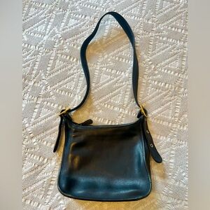 Vintage Coach Leather shoulder bag